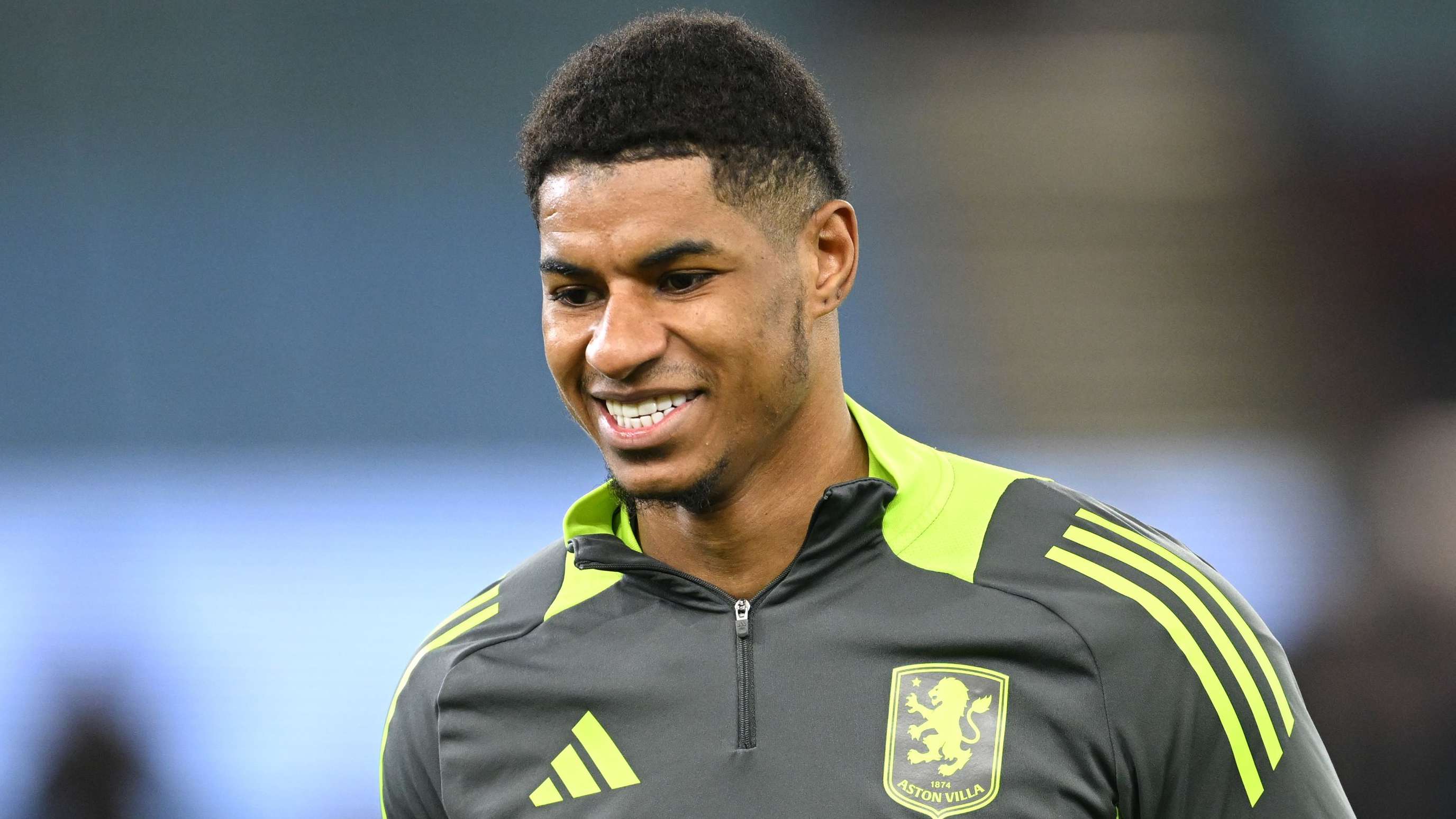 法在全场比 法在全场比