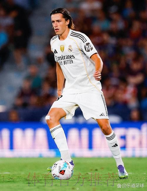 卡雷拉斯本场1次错失进球,3次抢断,4次造犯规,3次被过 卡雷拉斯本场1次错失进球,3次抢断,4次造犯规,3次被过